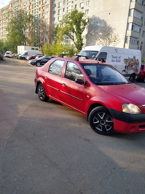 vând Dacia Logan motor de 1 4 benzina gpl consum mic acte recent făcute pe un an ITP asigurarea 2027 - imagine 4