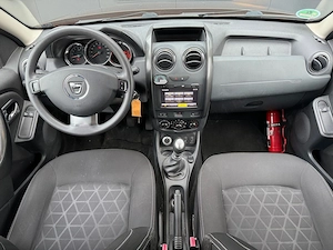 Masina Familie Dacia Duster 4x4 - imagine 6