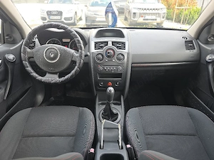 Renault Megane1.5 dCi 95.000 km Facelift Istoric complet - imagine 5