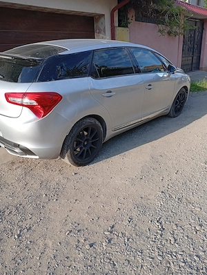  Citroen DS5 - imagine 2