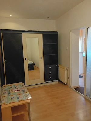 Se Vinde un Apartament la Curte Proprietar persoana fizica  - imagine 9