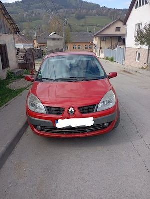 Vând Renault Grand Scenic 2