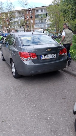 Chevrolet Cruze  - imagine 4