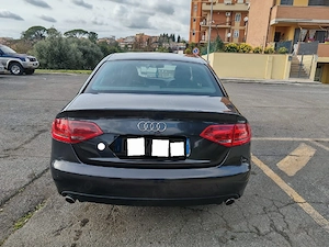 Vând Audi A4 B8 2.7 diesel automat foarte bine întreținută  - imagine 4