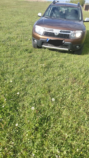 Dacia Duster 4 4 din 2011 luna10 - imagine 4