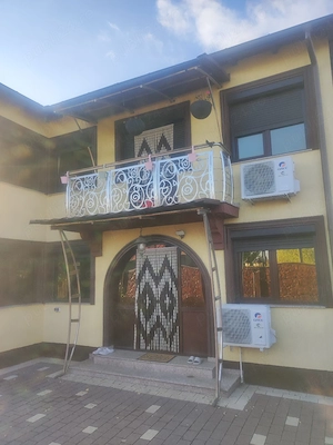 vila 12 camere cu livada f mare