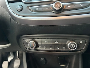 Opel Crossland X 2019 | 1.2 Turbo 110 CP | 90.300 km |  - imagine 9