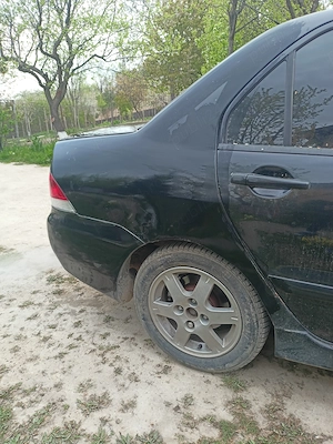Mitshubisi Lancer 2006 Euro 4 Economic Fiabil - imagine 6