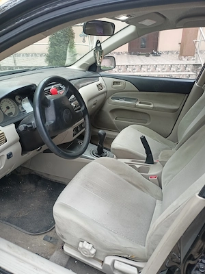 Mitshubisi Lancer 2006 Euro 4 Economic Fiabil - imagine 12