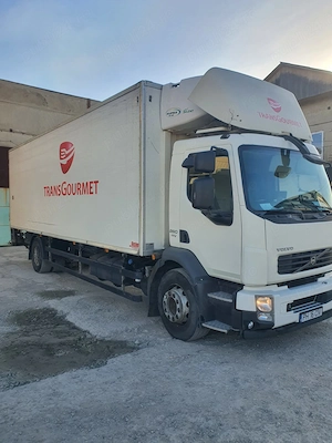 De vânzare camion frigorific Volvo FL 240 - imagine 8