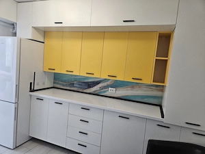 Proprietar ofer spre chirie apartament 2 camere  decomandat 