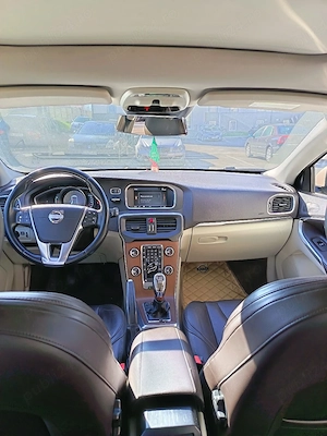 Vând Volvo V40 D2  - imagine 6