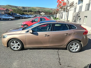 Vând Volvo V40 D2  - imagine 4