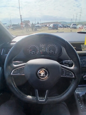 Vând Skoda VRS 2016 sau schimb cu an mai bun - imagine 6