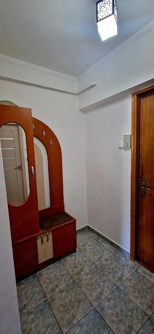 Garsoniera spațioasă de inchiriat  - imagine 5