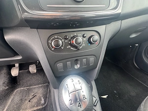 Vand dacia sandero  - imagine 7