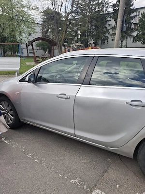 Vând: Opel Astra J Sport (1980 euro; 24.12.2011) - imagine 6
