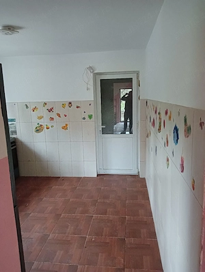 Casă Păun Iași lângă pădure | utilități complete | 2 camere + etaj | teren 300 mp - imagine 5