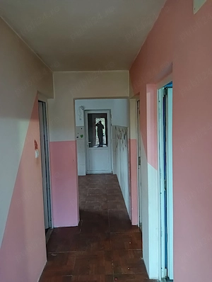 Casă Păun Iași lângă pădure | utilități complete | 2 camere + etaj | teren 300 mp - imagine 2