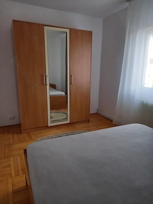 Proprietar inchiriez apartament 2 camere in zona Sagului - imagine 4