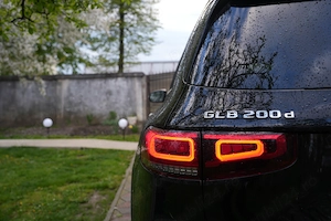 Mercedes GLB 200 AMG  - 4x4 - 7 locuri  - imagine 5