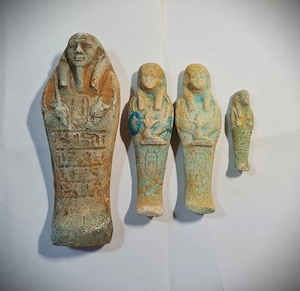 4 statuete egiptene din teracotă arsă