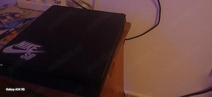 Vând play station 4 slim