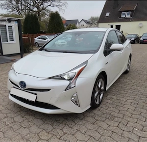 Toyota Prius Executive - imagine 3