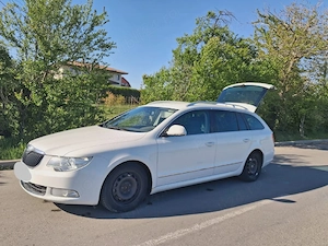 Vând Skoda Superb  - imagine 2