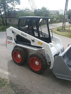 Mini încărcător bobcat s130