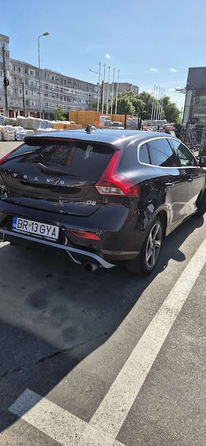Volvo V40 R Design extra full - imagine 2