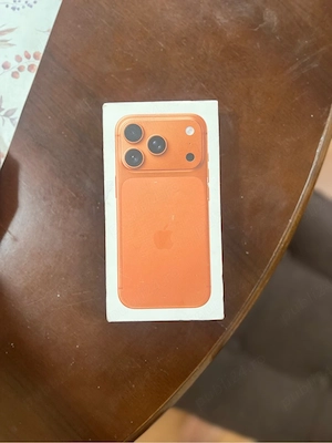 iPhone 17 Pro 256GB Cosmic Orange sigilat