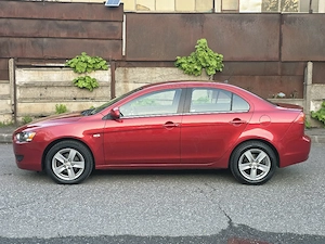 Doar 66.000km Mitsubishi Lancer 2009 1.5 benzina  - imagine 5