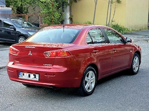 Doar 66.000km Mitsubishi Lancer 2009 1.5 benzina  - imagine 4