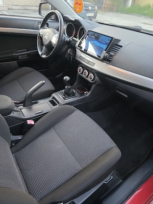Doar 66.000km Mitsubishi Lancer 2009 1.5 benzina  - imagine 7