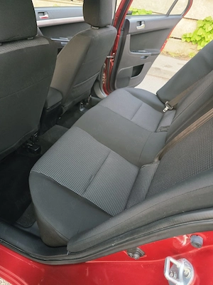 Doar 66.000km Mitsubishi Lancer 2009 1.5 benzina  - imagine 6