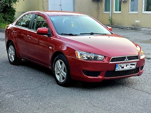 Doar 66.000km Mitsubishi Lancer 2009 1.5 benzina  - imagine 2