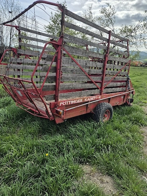 Vanzare remorcă fân