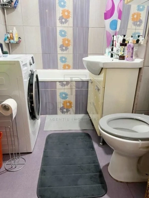 GIROCULUI -3 CAM -RENOVAT -DECOM. -CENTRALA AC -SPATIOS -BOXA - imagine 8