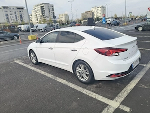 Hyundai Elantra  - imagine 5