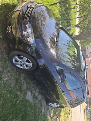 Vând VW golf plus 6   1,4 benzină - imagine 2