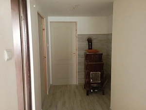 Vând casă locuibilă,an com.grajduri sat Valea Satului, Iași preț 55000 euro neg. - imagine 3