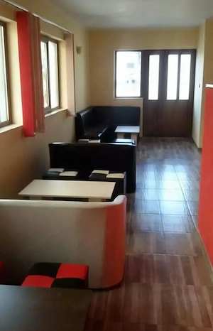 Spațiu central in Targu Bujor - imagine 4