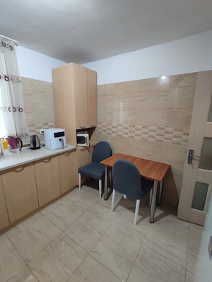Vând apartament 2 camere cf 1 decomandat  - imagine 2