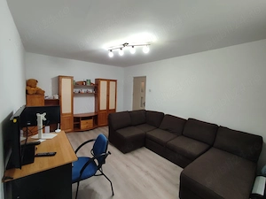 Vând apartament 2 camere cf 1 decomandat  - imagine 7