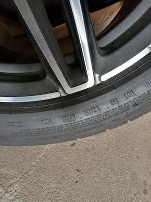 Vând 4 anvelope Pirelli,, Pzero "de vară stare foarte bună . - imagine 4