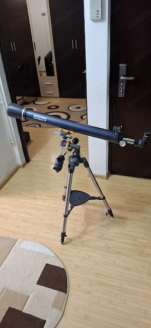 Vând telescop AstroMaster70