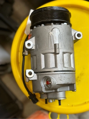 compresor aer conditionat Ford  nou 