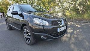 Vand Nissan Qashqai  4X4 7 locuri 1.6 diesel