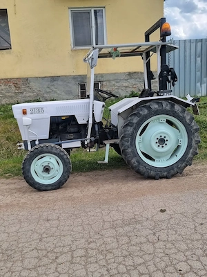 Tractor lamborghini  35 cv